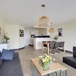 公寓 De Trintel Op 1e Verdieping Met Ruim Terras En Zeezicht