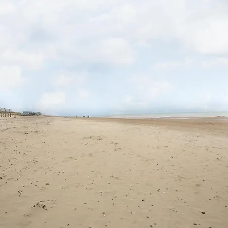 Appartamento De Trintel Op 1e Verdieping Met Ruim Terras En Zeezicht