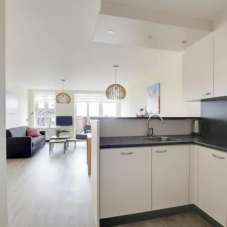 Apartment De Trintel Op 1e Verdieping Met Ruim Terras En Zeezicht