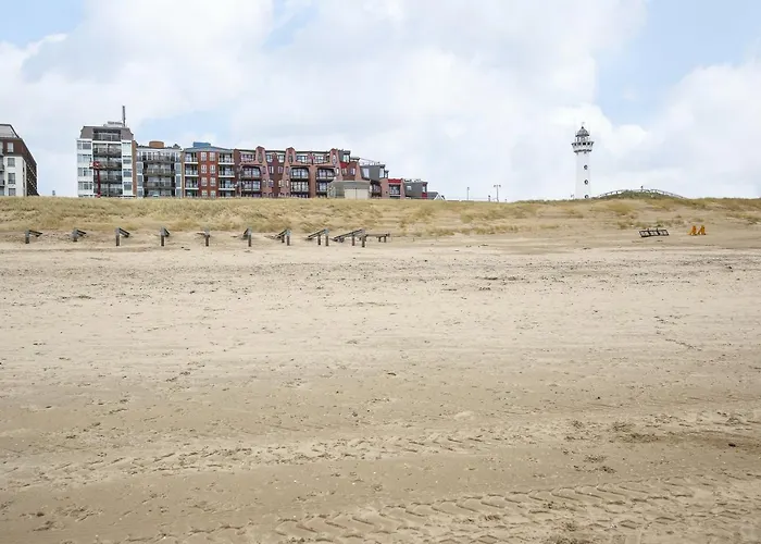 De Trintel Op 1e Verdieping Met Ruim Terras En Zeezicht Egmond aan Zee