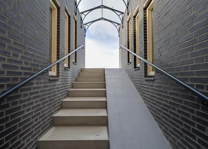 アパート De Trintel Op 1e Verdieping Met Ruim Terras En Zeezicht *